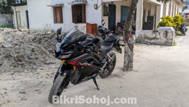 Yamaha R15 V3 indo Black